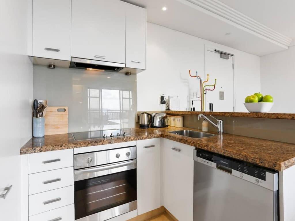 אוקלנד Bright One Bedroom Beauty With Balcony And Unbeatable Views מראה חיצוני תמונה