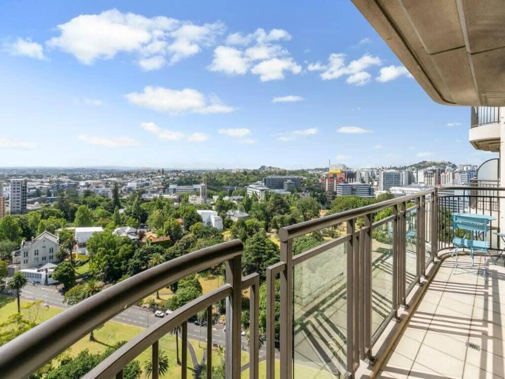 אוקלנד Bright One Bedroom Beauty With Balcony And Unbeatable Views מראה חיצוני תמונה